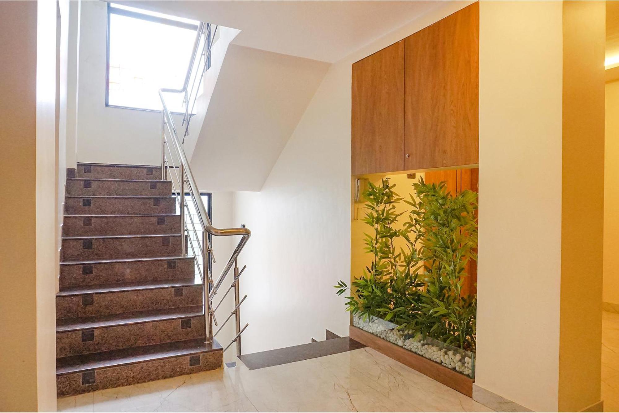 Fabhotel Prime Shourya Residency - Nr Maharshi Karve Museum Pune Exterior foto